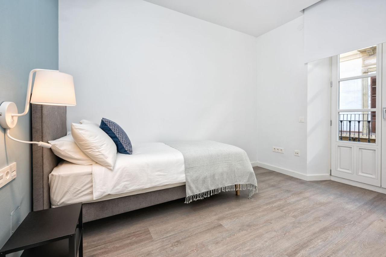 Merced Suites In Malaga By Solaga Holiday Homes Exteriér fotografie