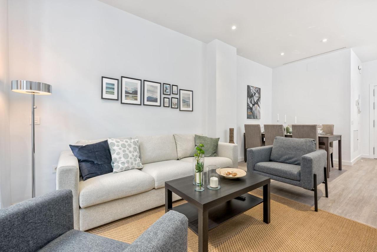 Merced Suites In Malaga By Solaga Holiday Homes Exteriér fotografie